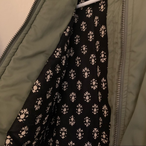 Billabong Bomber Jacket - Picture 4 of 4